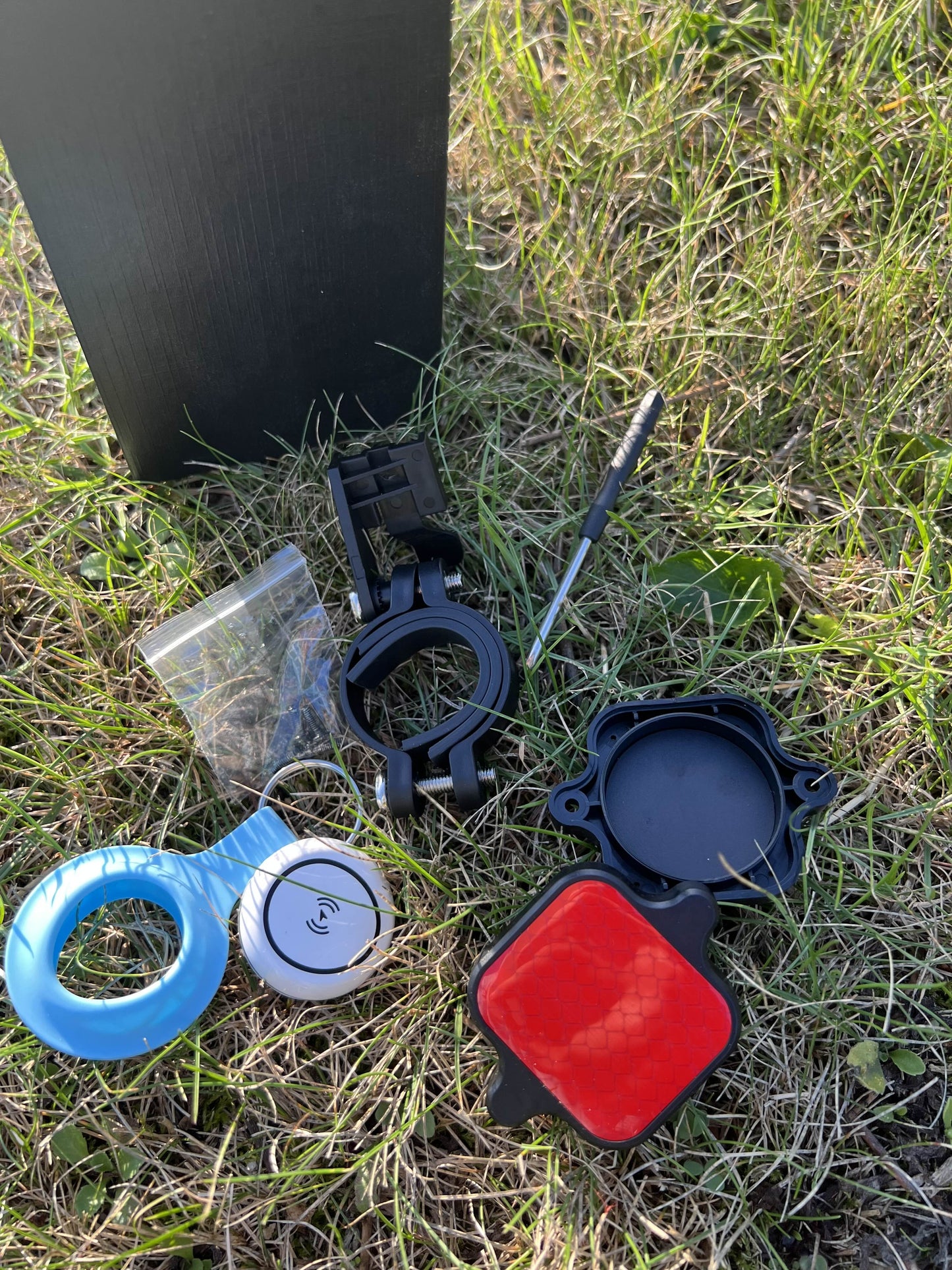 Smart Bluetooth Tracker